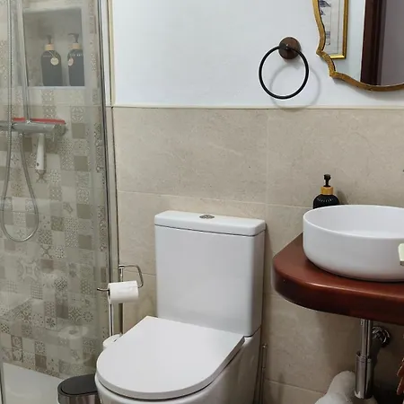 Casa Cecilia, Stylish Canarian Escape In Northwest Tenerife 洛斯瑟罗斯